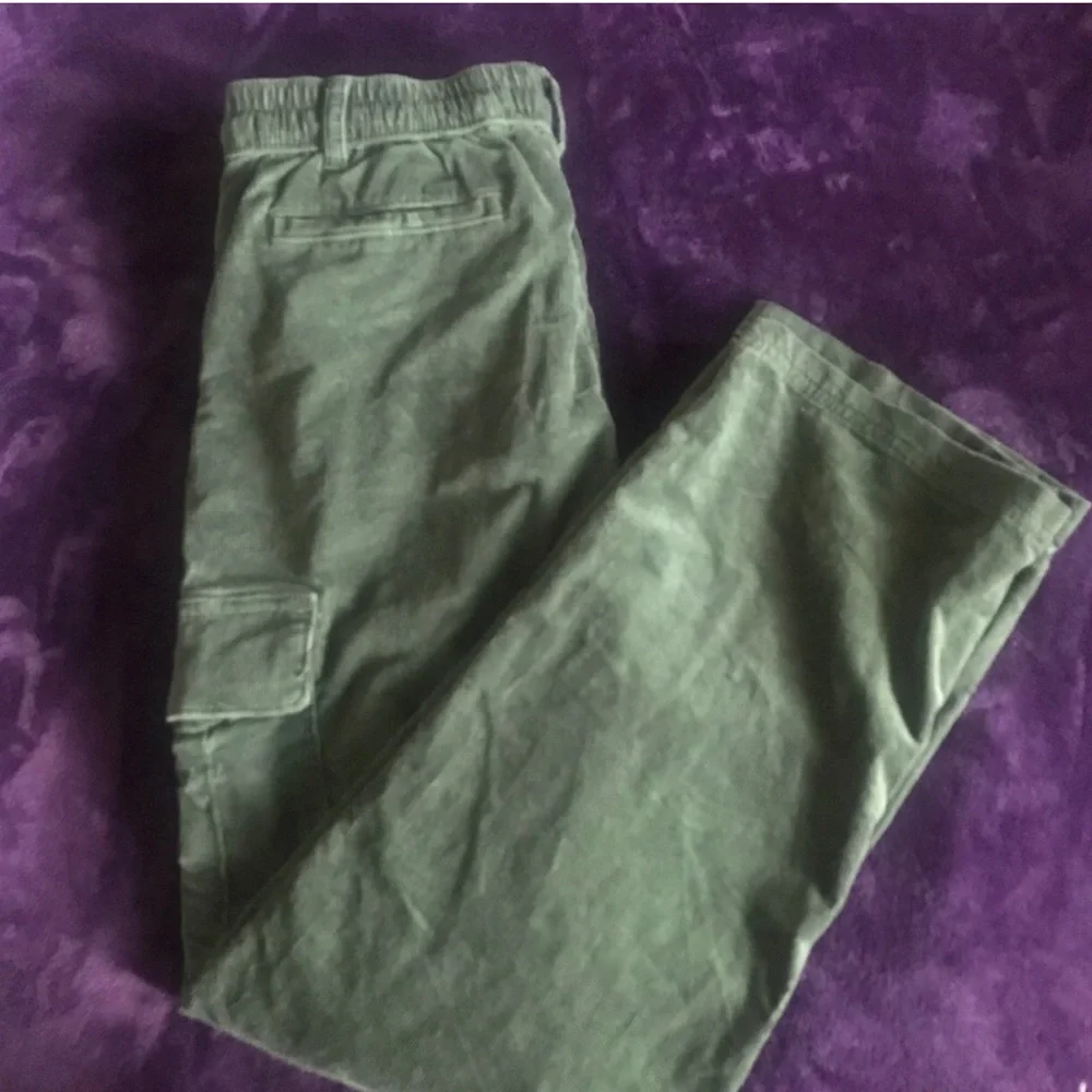 Abercrombie Kids Olive Green Cargo Pants - Elastic Waist NWOT Size 15/16